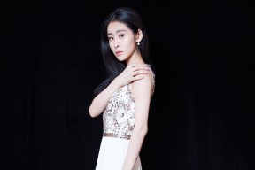 下载乐鱼体育APP-马竞稳守反击战术执行精准有效，马竞的打法