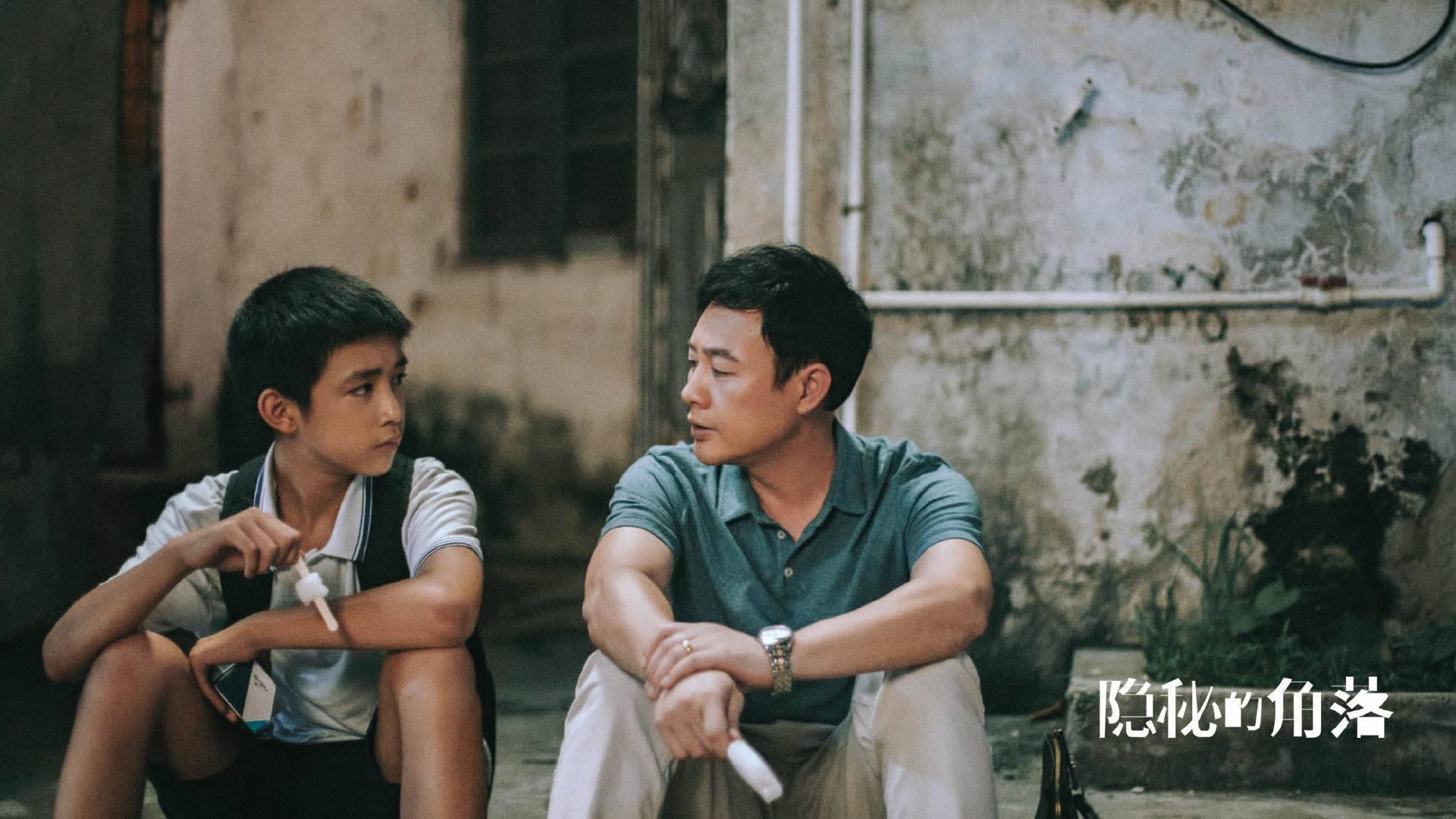 “简阳文体中心:羽毛球赛事中演绎速度与精准的完美结合”