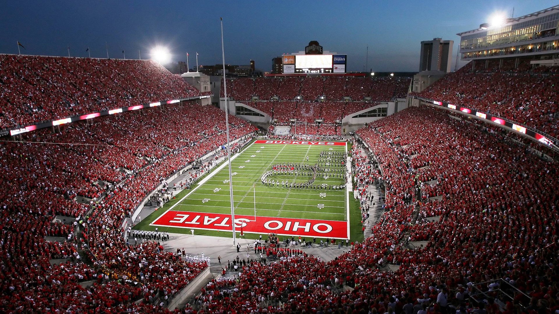 利物浦多点支援进攻形成锋线合力,利物浦战术打法分析